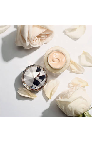 Clé de Peau Beauté The Foundation Broad Spectrum SPF 21