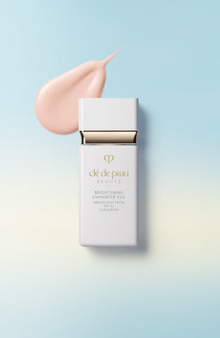 Clé de Peau Beauté Brightening Enhancer Veil SPF 32